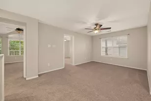 51 E Autumn Branch Cir, The Woodlands, TX 77382 - Photo 24