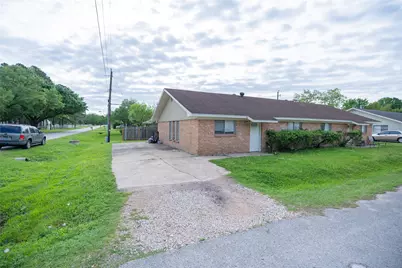 3011 Orange Street, Waller, TX 77484 - Photo 1