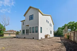 4009 Newshire Dr, Houston, TX 77025 - Photo 32