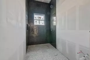 4009 Newshire Dr, Houston, TX 77025 - Photo 10