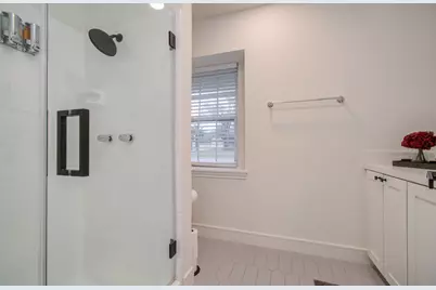 9219 Kempwood Drive, Houston, TX 77080 - Photo 22