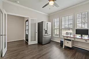 2502 Arbor Edge Crossing, Texas City, TX 77568 - Photo 4