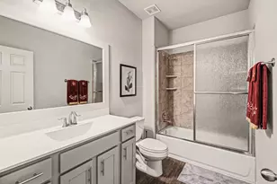 320 Red Maple Ln, Conroe, TX 77304 - Photo 20