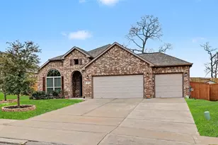 320 Red Maple Ln, Conroe, TX 77304 - Photo 4