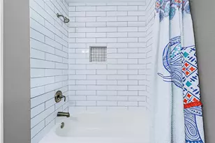 5234 Saxon Dr, Houston, TX 77092 - Photo 20