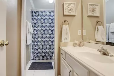 4310 Innsbrook, Sugar Land, TX 77479 - Photo 24