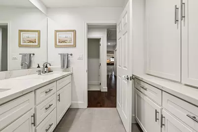 11403 Valley Spring Drive, Houston, TX 77043 - Photo 30