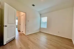 7419 Hillside Ave, Mont Belvieu, TX 77523 - Photo 14