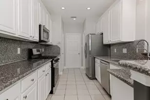 11 Scenic Brook Ct, The Woodlands, TX 77382 - Photo 12