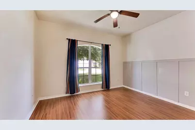 8614 W Highlands Crossing, Highlands, TX 77562 - Photo 32