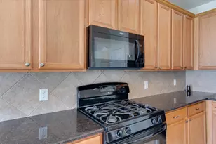 8614 W Highlands Crossing, Highlands, TX 77562 - Photo 18
