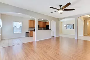 8614 W Highlands Crossing, Highlands, TX 77562 - Photo 12