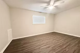 500 Willow Dr, Lake Jackson, TX 77566 - Photo 12