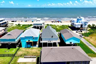 1215 Gulf Rd, Crystal Beach, TX 77650 - Photo 4