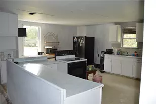 692 Cashscreek Rd, Palacios, TX 77465 - Photo 6