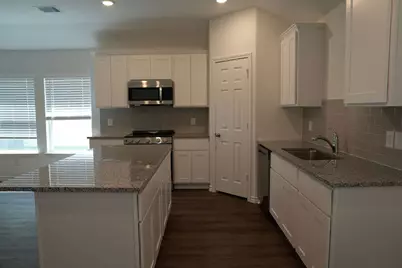 807 Stoney Point Lane, Dayton, TX 77535 - Photo 4