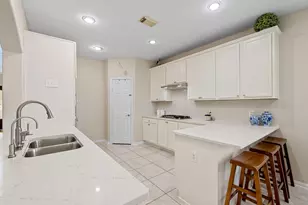 7103 Uther Ct, Spring, TX 77379 - Photo 12