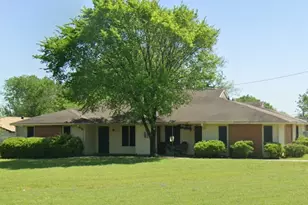 920 E Sumpter, Mexia, TX 76667 - Photo 2
