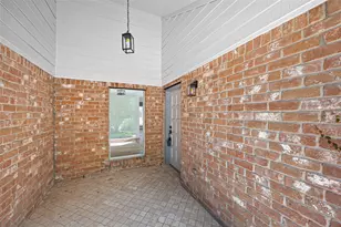 12210 Waldemar Dr, Houston, TX 77077 - Photo 4