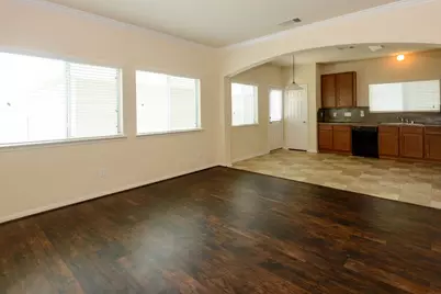 1716 Claremont Garden Circle, Houston, TX 77047 - Photo 8