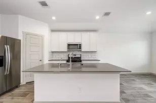 540 Hunter Grv Ln, China, TX 77613 - Photo 2