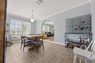 5874 Beldart St, Houston, TX 77033 - Photo 6