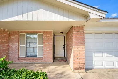 10550 Towneview Drive, Sugar Land, TX 77498 - Photo 2