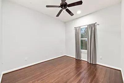 828 W 26th Street, Houston, TX 77008 - Photo 24