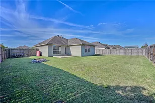 808 Mockingbird St, Navasota, TX 77868 - Photo 18