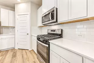 18539 Lndg Mdws Ln, New Caney, TX 77357 - Photo 6