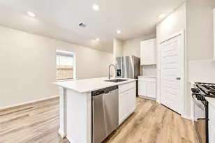 18539 Lndg Mdws Ln, New Caney, TX 77357 - Photo 8
