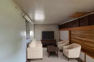 204 E Bryan Ave, Electra, TX 76360 - Photo 4