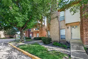 1515 Sandy Springs Rd, Houston, TX 77042 - Photo 4