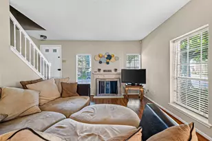 1515 Sandy Springs Rd, Houston, TX 77042 - Photo 10