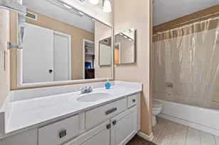 1515 Sandy Springs Rd, Houston, TX 77042 - Photo 24