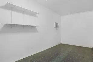 15618 Barbarossa Dr, Houston, TX 77083 - Photo 34