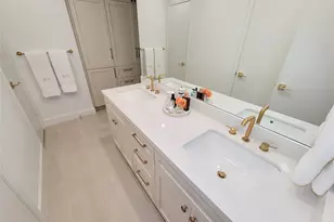 9333 Memorial Dr, Houston, TX 77024 - Photo 24