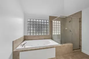 650 Westcross St, Houston, TX 77018 - Photo 32