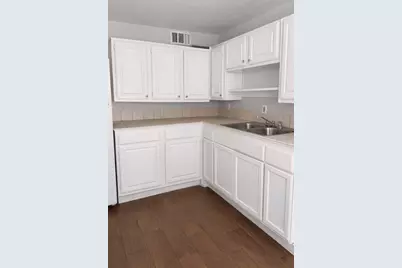 1901 40th Street #4, Galveston, TX 77550 - Photo 10