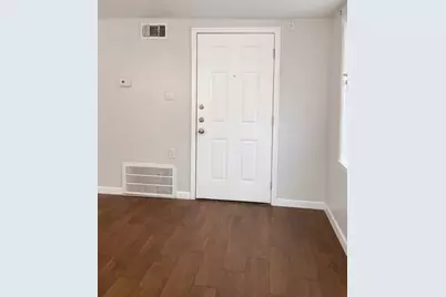 1901 40th Street #4, Galveston, TX 77550 - Photo 2