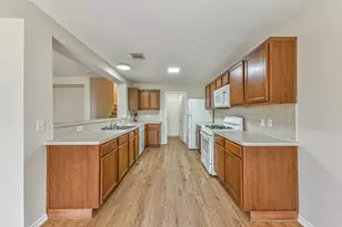 13210 Skyview Green Dr, Houston, TX 77047 - Photo 8