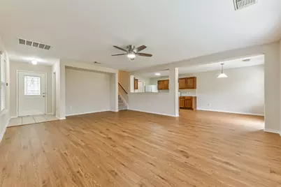 13210 Skyview Green Drive, Houston, TX 77047 - Photo 6