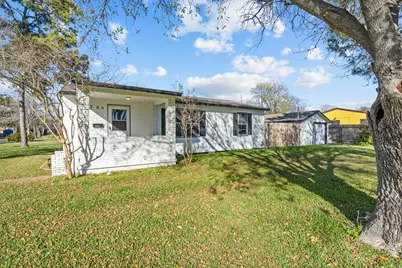 706 13th Street N, Texas City, TX 77590 - Photo 1