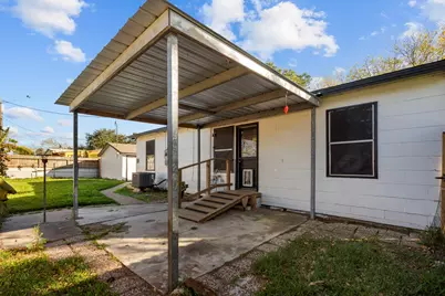 706 13th Street N, Texas City, TX 77590 - Photo 18