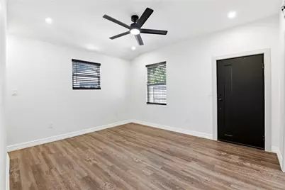 9403 Spaulding Street, Houston, TX 77016 - Photo 32