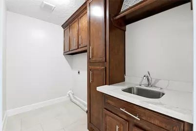 9403 Spaulding Street, Houston, TX 77016 - Photo 28