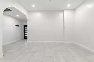 9403 Spaulding St, Houston, TX 77016 - Photo 10