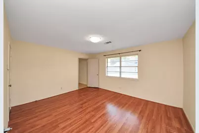 5507 Kuldell Drive, Houston, TX 77096 - Photo 22