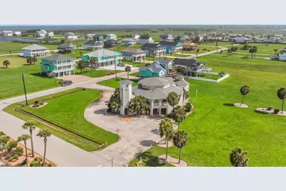 18403 Shaman Drive, Galveston, TX 77554 - Photo 2