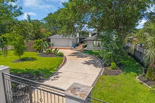217 Lakeshore Circle, Seabrook, TX 77586 - Photo 6